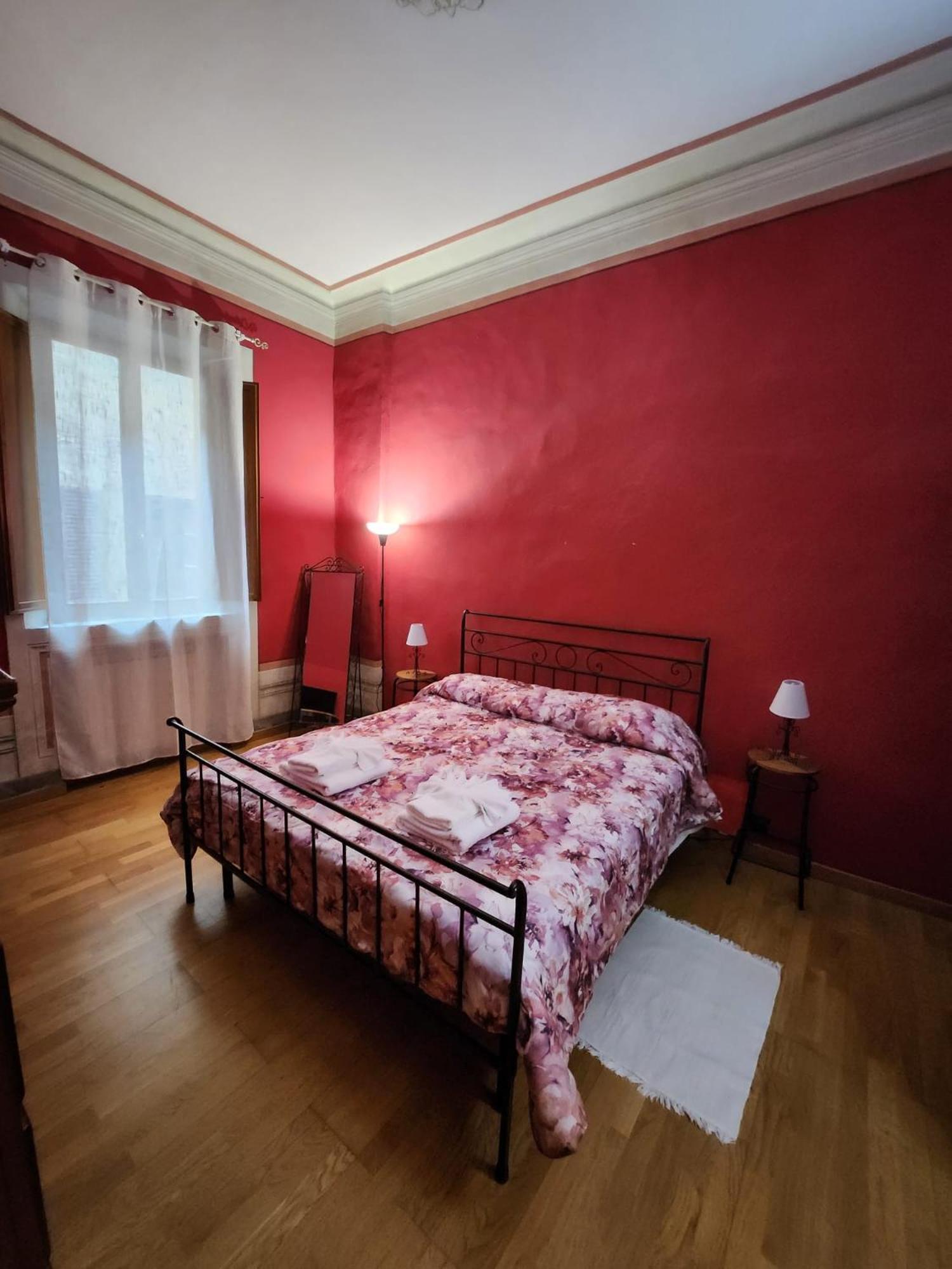 Il Nido Dell'Aquila By Francigenaapartments Сиена Екстериор снимка